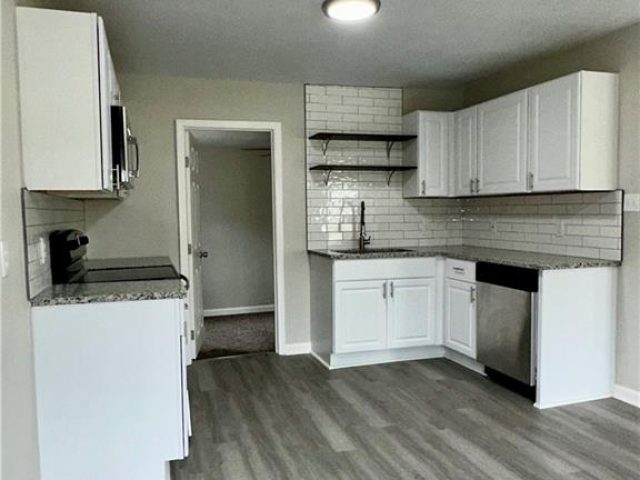 Homes for Sale in Kansas City, MO 64155 | 720 NE 111th Street