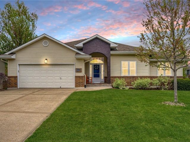 Homes for Sale in Kansas City, MO 64154 | 9032 N Oregon Avenue
