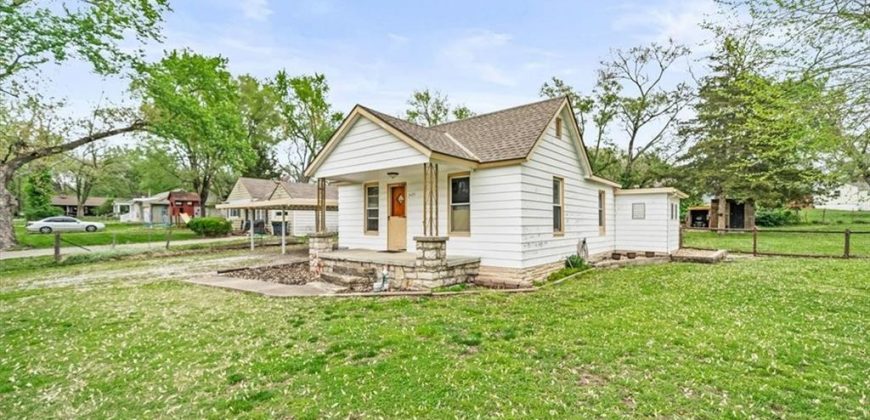Homes for Sale in Kansas City, MO 64151 | 6425 N Edison Avenue