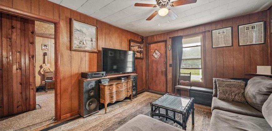 Homes for Sale in Kansas City, MO 64151 | 6425 N Edison Avenue