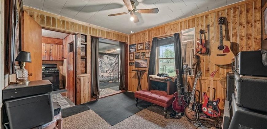 Homes for Sale in Kansas City, MO 64151 | 6425 N Edison Avenue