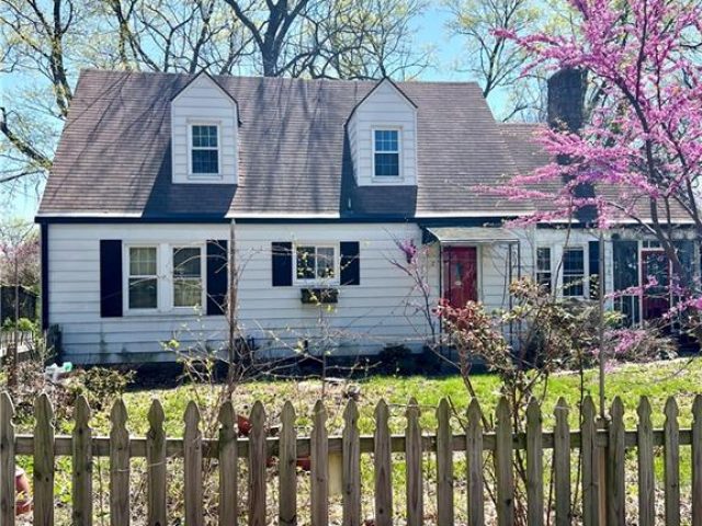 Homes for Sale in Kansas City, MO 64116 | 209 NE Hill Street