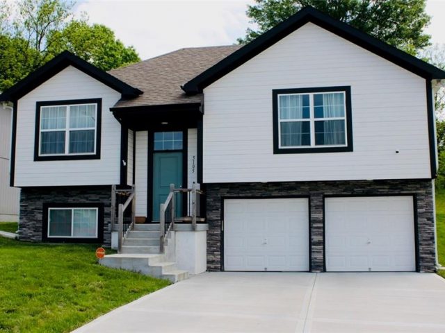 Homes for Sale in Kansas City, MO 64119 | 5105 N Belmont Avenue