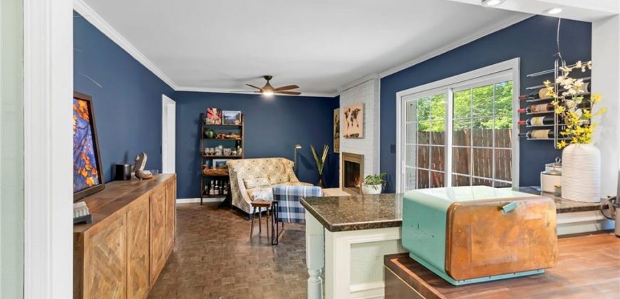 Homes for Sale in Parkville, MO 64152 | 6423 NW Melody Lane
