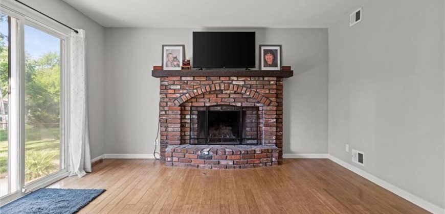 Homes for Sale in Kansas City, MO 64155 | 813 NE 113 Terrace
