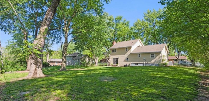 Homes for Sale in Kansas City, MO 64155 | 813 NE 113 Terrace