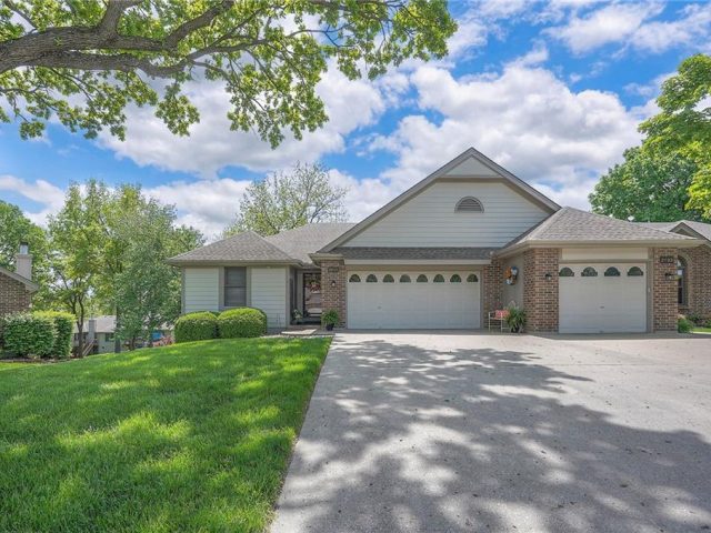 Homes for Sale in Gladstone, MO 64119 | 2635 NE 74TH Terrace