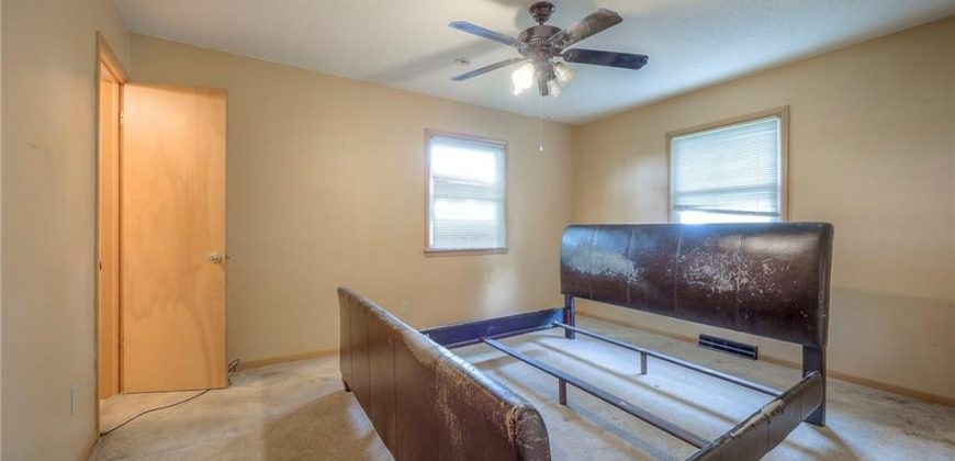 Homes for Sale in Gladstone, MO 64118 | 301 NW 73rd Street