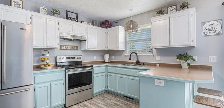 Homes for Sale in Smithville, MO 64089 | 18604  Primrose Street
