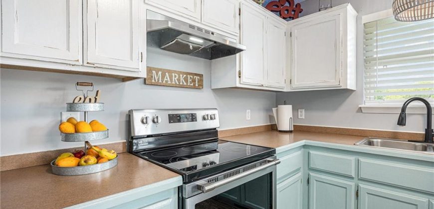Homes for Sale in Smithville, MO 64089 | 18604  Primrose Street