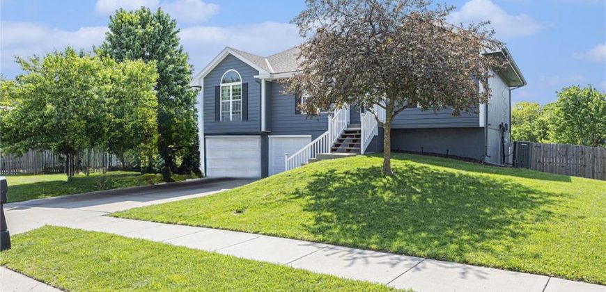 Homes for Sale in Smithville, MO 64089 | 18604  Primrose Street