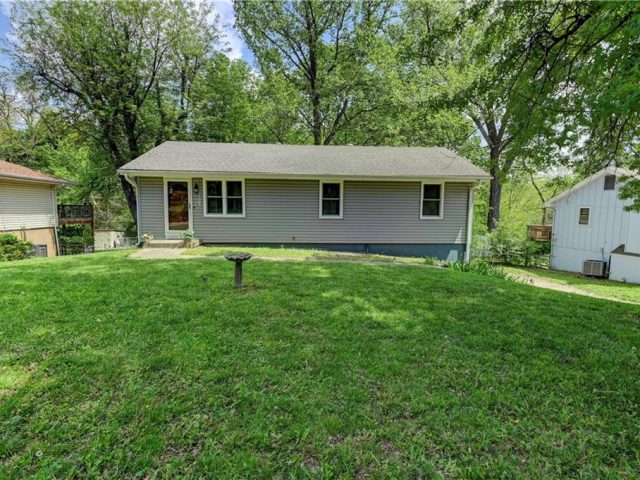 Homes for Sale in Platte City, MO 64079 | 14625  Clemstone Drive