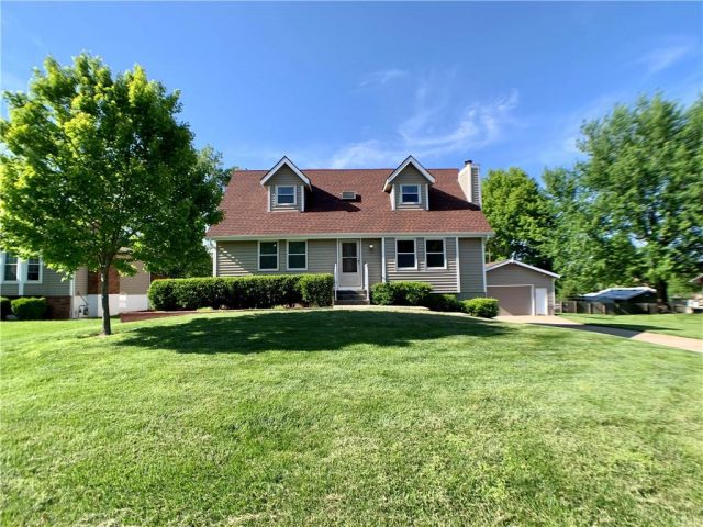 Homes for Sale in Kansas City, MO 64155 | 1100 NE 114th Street