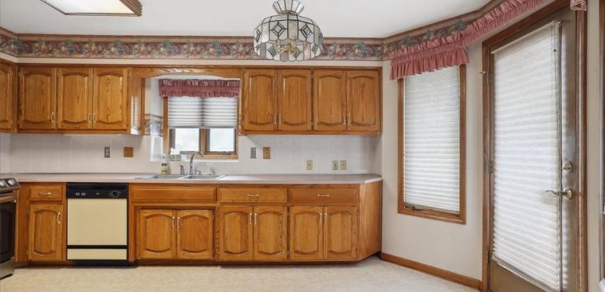 Homes for Sale in Gladstone, MO 64119 | 6016 NE Gladstone Lane