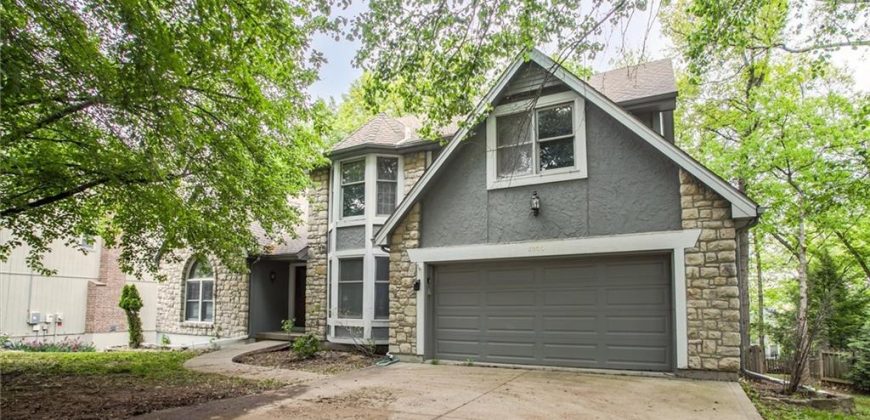 Homes for Sale in Kansas City, MO 64151 | 4008 NW 75th Street