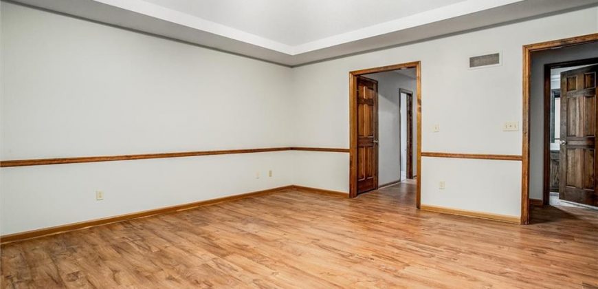 Homes for Sale in Kansas City, MO 64151 | 4008 NW 75th Street