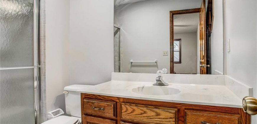 Homes for Sale in Kansas City, MO 64151 | 4008 NW 75th Street