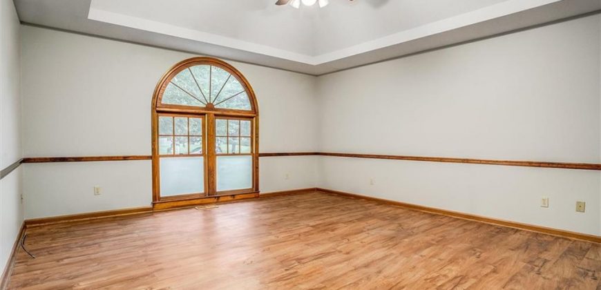 Homes for Sale in Kansas City, MO 64151 | 4008 NW 75th Street