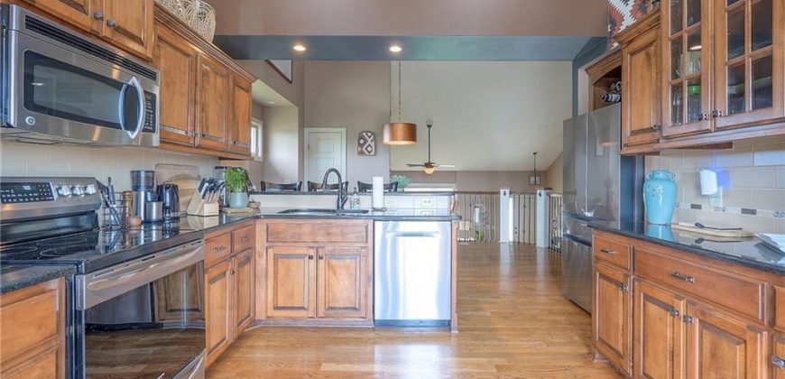 Homes for Sale in Kansas City, MO 64157 | 10111 N Tullis Drive