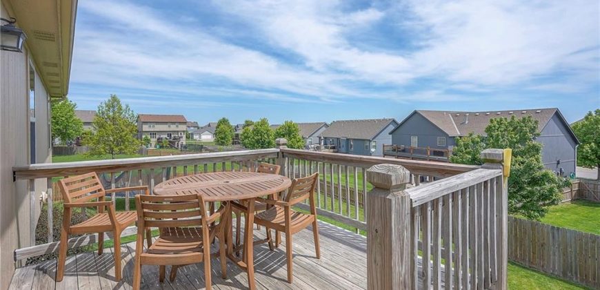 Homes for Sale in Kansas City, MO 64157 | 10111 N Tullis Drive
