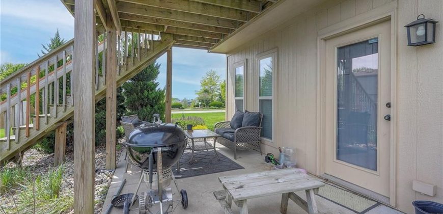Homes for Sale in Kansas City, MO 64157 | 10111 N Tullis Drive