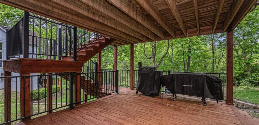 Homes for Sale in Parkville, MO 64152 | 5517  Sleepy Hollow Road