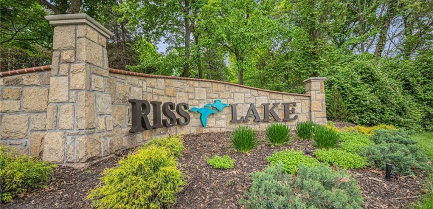 Homes for Sale in Parkville, MO 64152 | 5517  Sleepy Hollow Road