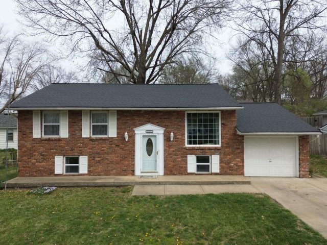 Homes for Sale in Liberty, MO 64068 | 1221  Owen Drive