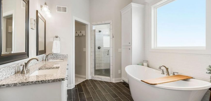 Homes for Sale in Kansas City, MO 64155 | 1904 NE 114th Terrace