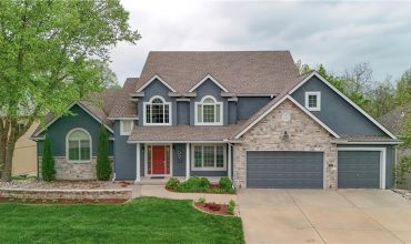 Homes for Sale in Parkville, MO 64152 | 10505 NW River Hills Drive