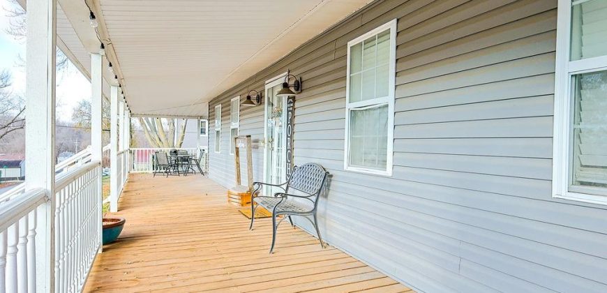 Homes for Sale in Dearborn, MO 64439 | 112 E 2nd Street