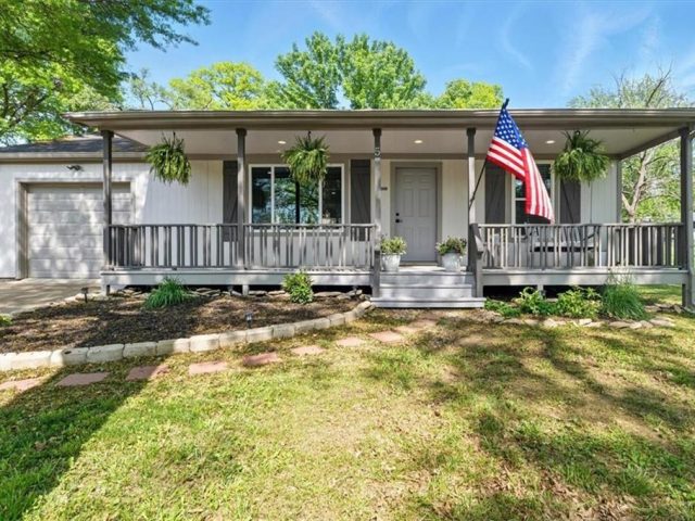 Homes for Sale in Platte City, MO 64079 | 5  Murray Lane