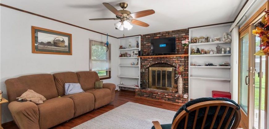 Homes for Sale in Kansas City, MO 64118 | 817 NE 81st Street