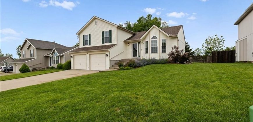 Homes for Sale in Kansas City, MO 64153 | 8426 N Winfield Avenue