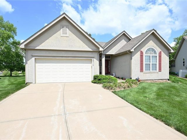 Homes for Sale in Kansas City, MO 64154 | 3112 NW 86th Street