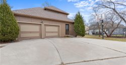 Homes for Sale in Gladstone, MO 64119 | 132  The Woodlands Drive