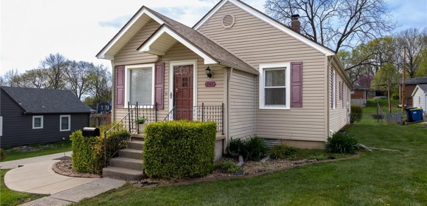 Homes for Sale in Liberty, MO 64068 | 741  Sunset Avenue