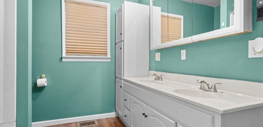 Homes for Sale in Kansas City, MO 64118 | 1809  54th Terrace