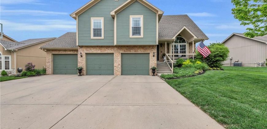 Homes for Sale in Kansas City, MO 64157 | 8108 NE 112th Street
