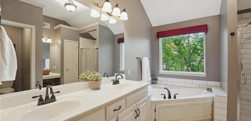 Homes for Sale in Kansas City, MO 64151 | 1805 NW 56th Court