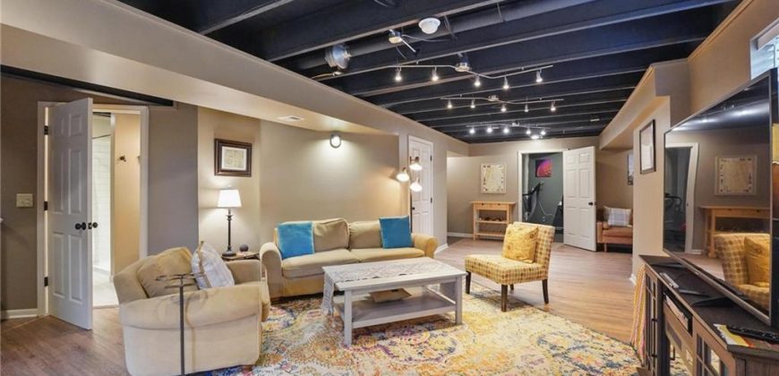Homes for Sale in Kansas City, MO 64151 | 1805 NW 56th Court