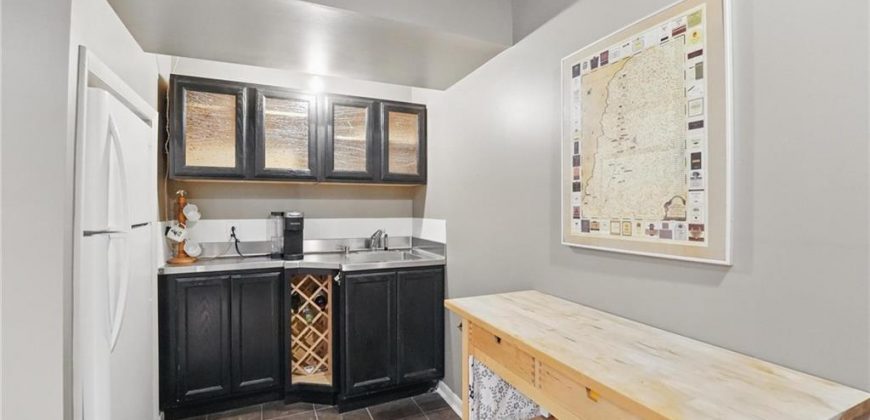 Homes for Sale in Kansas City, MO 64151 | 1805 NW 56th Court