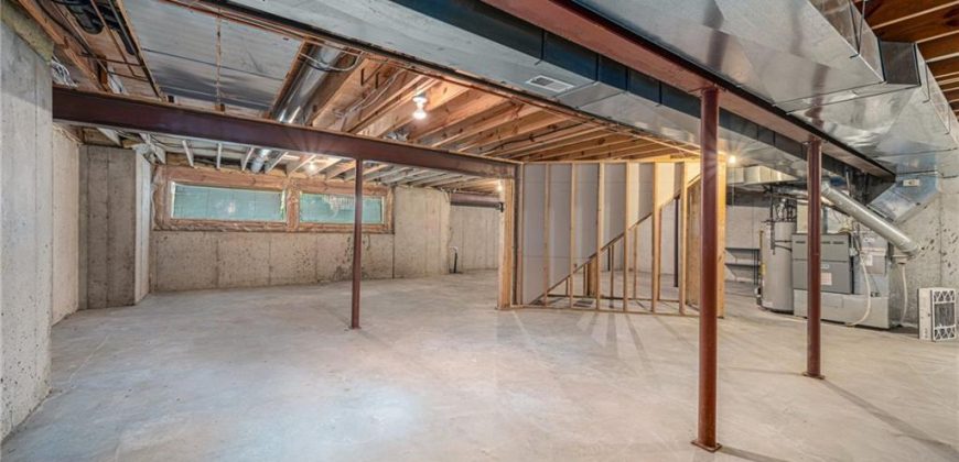 Homes for Sale in Kansas City, MO 64151 | 6209 NW 78th Street