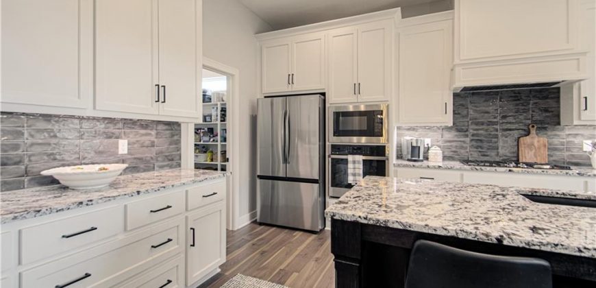 Homes for Sale in Kearney, MO 64060 | 11410  Bluestem Drive