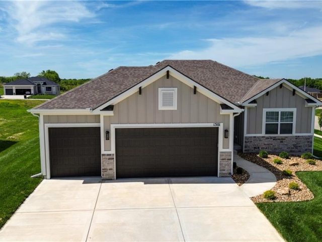 Homes for Sale in Kansas City, MO 64165 | 1301 NE 123rd Street