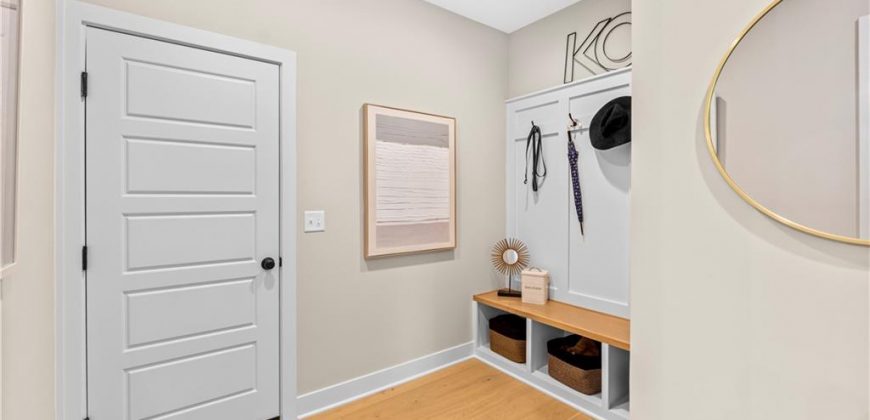Homes for Sale in Kansas City, MO 64151 | 7016 N Polk Avenue
