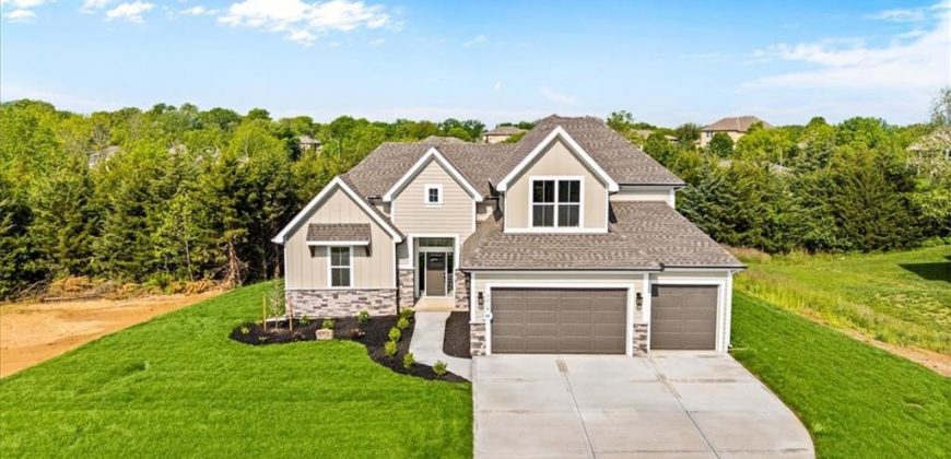 Homes for Sale in Kansas City, MO 64151 | 7016 N Polk Avenue