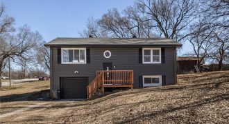 Homes for Sale in Kansas City, MO 64152 | 12911 NW Porter Road