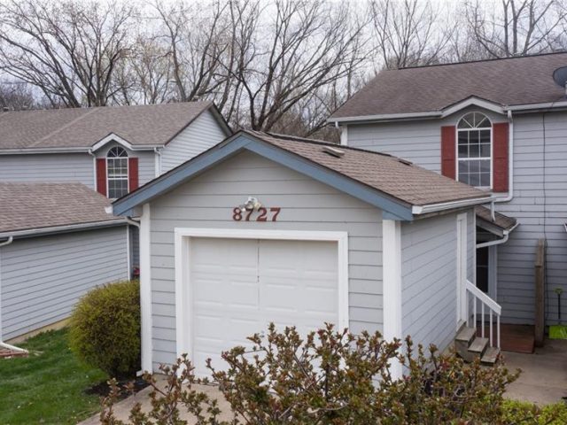 Homes for Sale in Kansas City, MO 64152 | 8727 NW 82nd Street