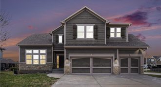 Homes for Sale in Kansas City, MO 64157 | 9724 N Elm Avenue
